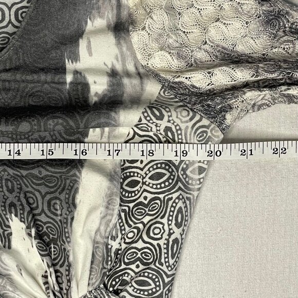 Kapalua Abstract Black & Cream Patterned Dress – Size Small / Medium - Picture 9 of 11